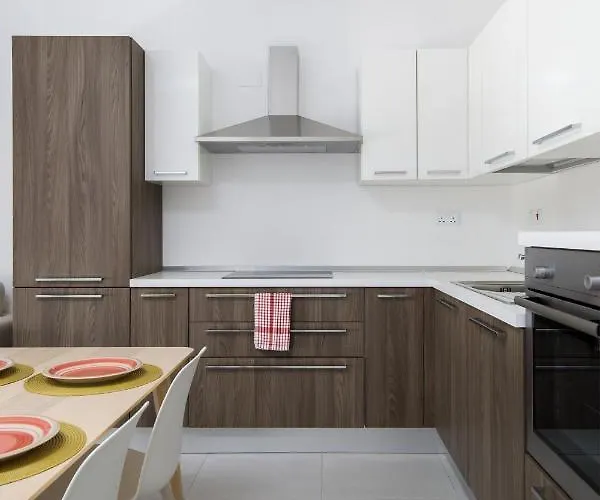 Cosy, Modern 1 Bedroom