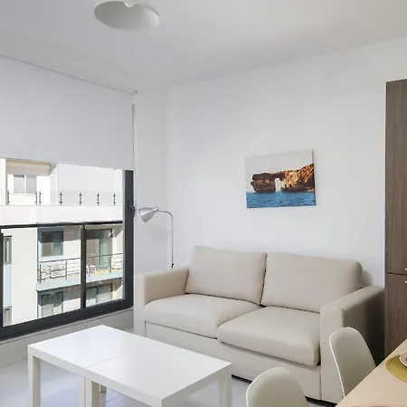 شقة Cosy, Modern 1 Bedroom خليج سانت بول